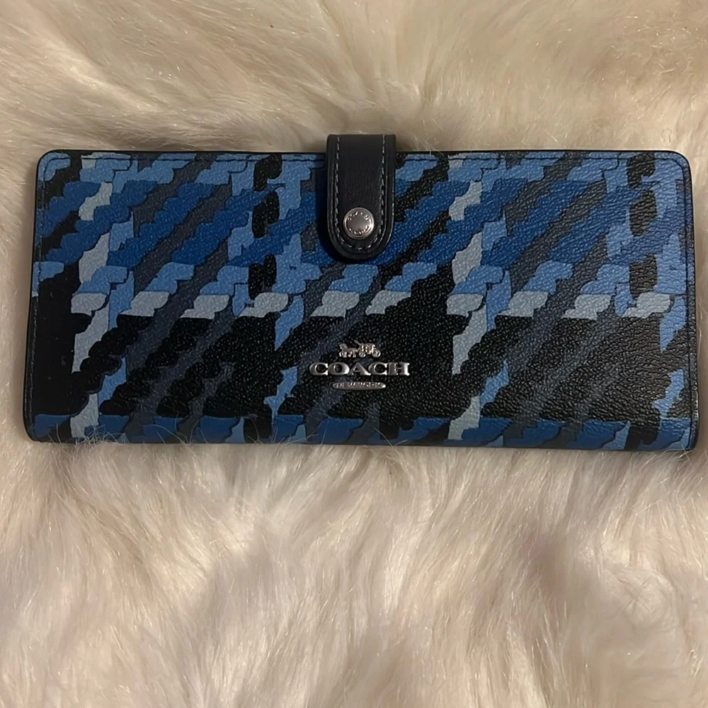Coach Slim Wallet With Graphic Plaid Print